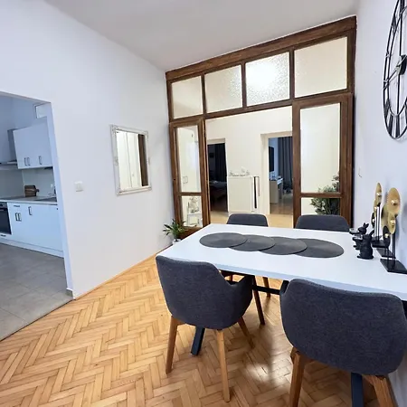 Dlouha 207 * Litomerice